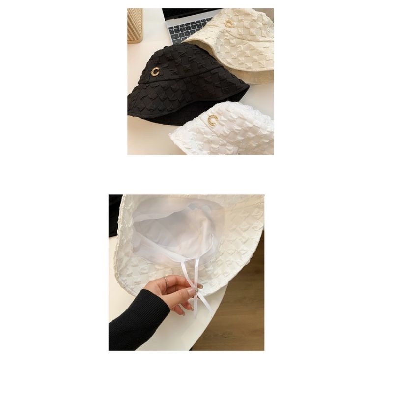 Mũ Tai Bèo Họa Tiết Ô Vuông Tag Chữ C