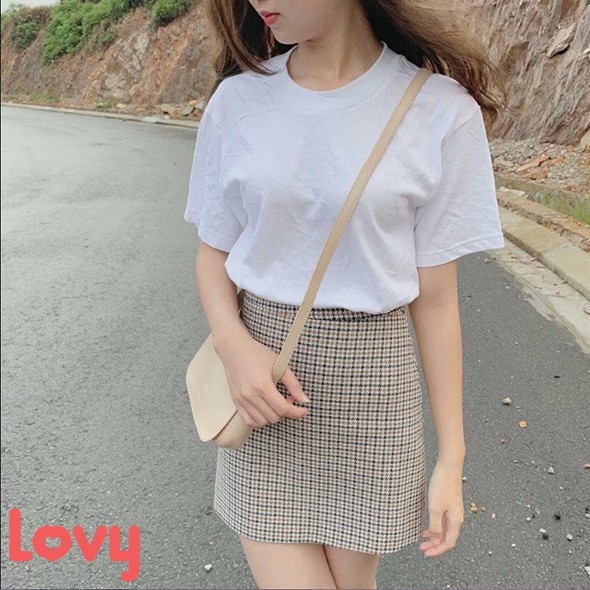 Áo thun Unisex  Basic Tee  phông trơn đen trắng tay lỡ form rộng  Lovy