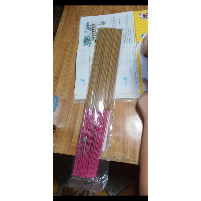 Nhang cuốn tàn hương dày và đẹp như hình - 100% thảo mộc