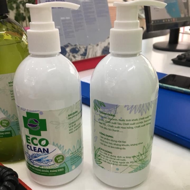 Nước rửa tay khử khuẩn khô loại 300ml