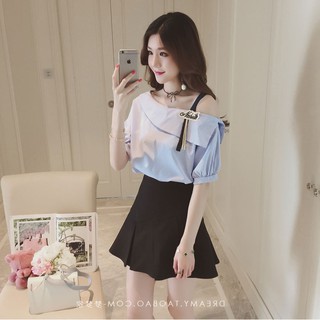 Áo lệch vai nữ sọc thẳng tôn dáng