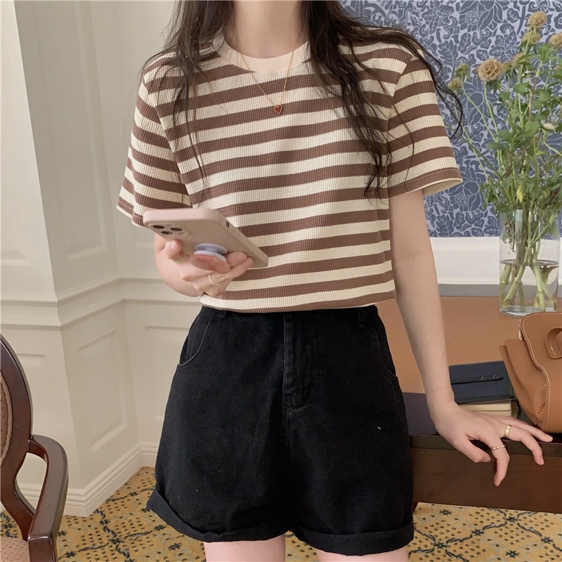 Áo Thun Tay Ngắn Dáng Rộng Hoạ Tiết Kẻ Sọc Phong Cách Retro