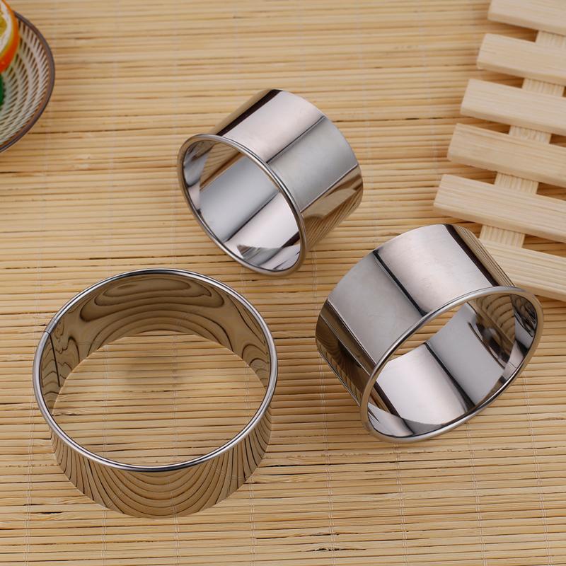 Set 3 Khuôn Cắt Bánh Hình Tròn Bằng Thép Không Gỉ