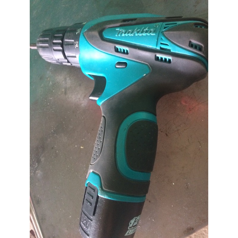khoan pin 12v cũ đủ phụ kiện
