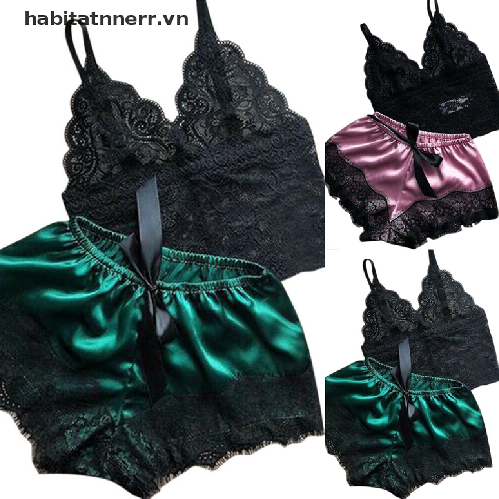 Set đồ ngủ 2 món áo hai dây và quần đùi phối ren quyến rũ dành cho nữ