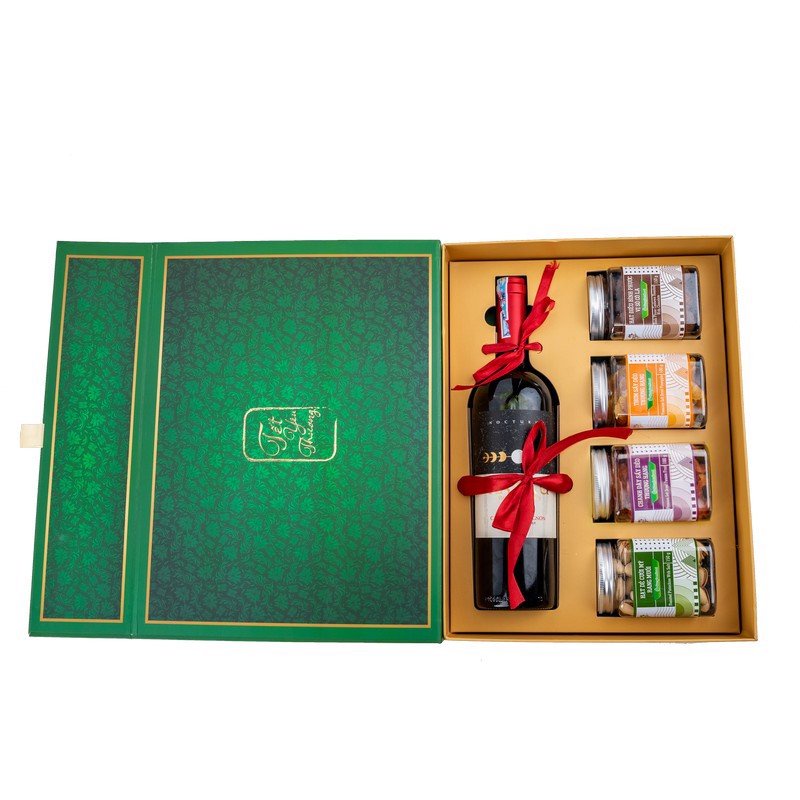 Hộp quà Tết Tâm Giao Nonglamfood cao cấp gồm rượt vang, hoa quả sấy, hạt dinh dưỡng tặng gia đình, cơ quan | BigBuy360 - bigbuy360.vn