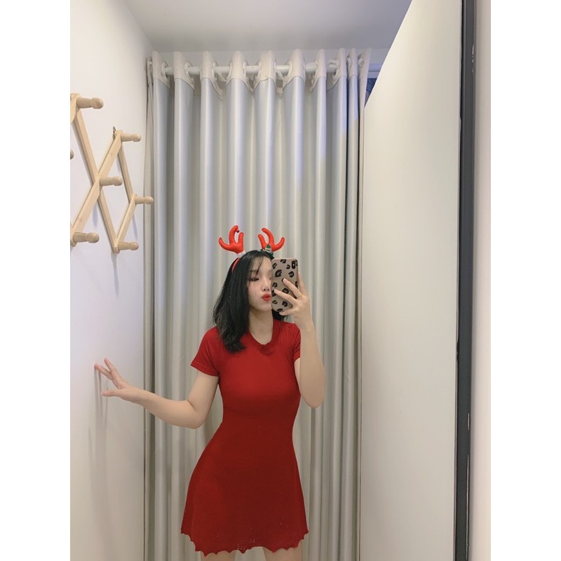 ĐẦM THUN ĐEN CỔ TRÒN 0812 | BigBuy360 - bigbuy360.vn