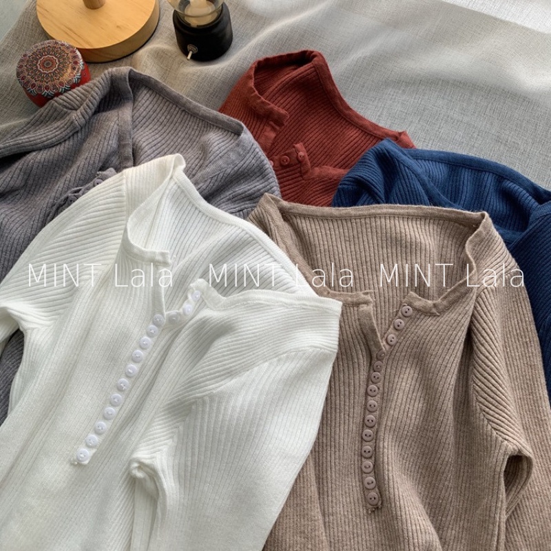 Áo Len Nữ Tay Dài Đính Cúc Nhỏ Dáng Ôm Co Giãn Tốt
