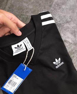 Áo croptop adidas