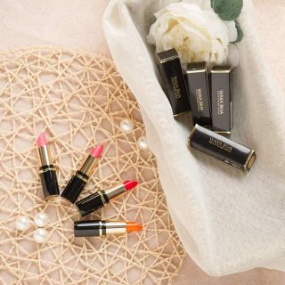 SON ĐỔI MÀU NHẬT BẢN WAKA BIHA ( WAKA BIHA COLOR CHANGE LIPSTICK) 10gr