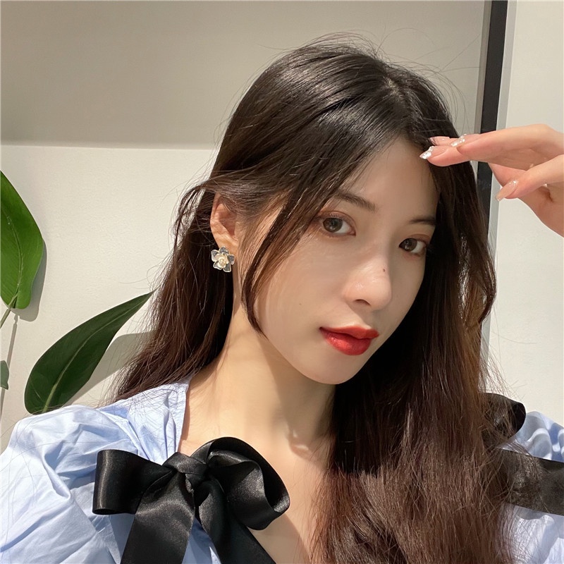 Khuyên tai kẹp không bấm lỗ chốt điều chỉnh K060 bằng hợp kim mạ vàng hình bông hoa dáng ngắn Leous Accessories