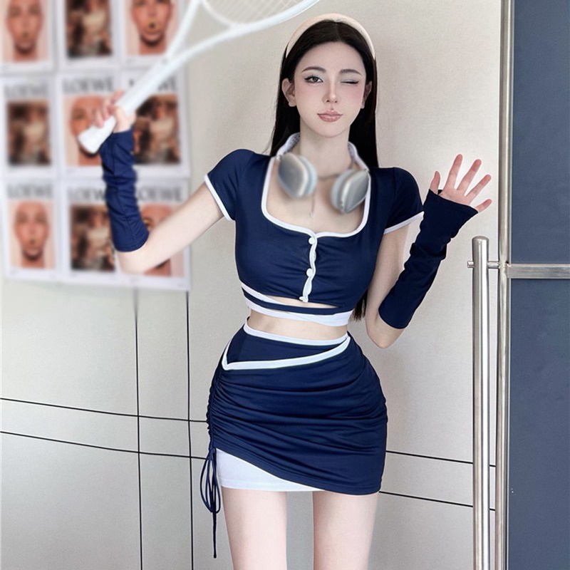 Bộ Áo Croptop Dài Tay Cổ Vuông + Chân Váy Rút Dây Eo Cao 2 Mảnh Gợi Cảm Cho Nữ