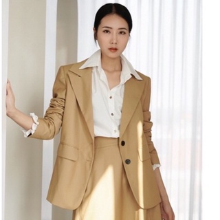 Áo blazer kaki hai lớp dành cho nữ Caffeine Studio