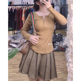 Áo len tăm cúc ngực