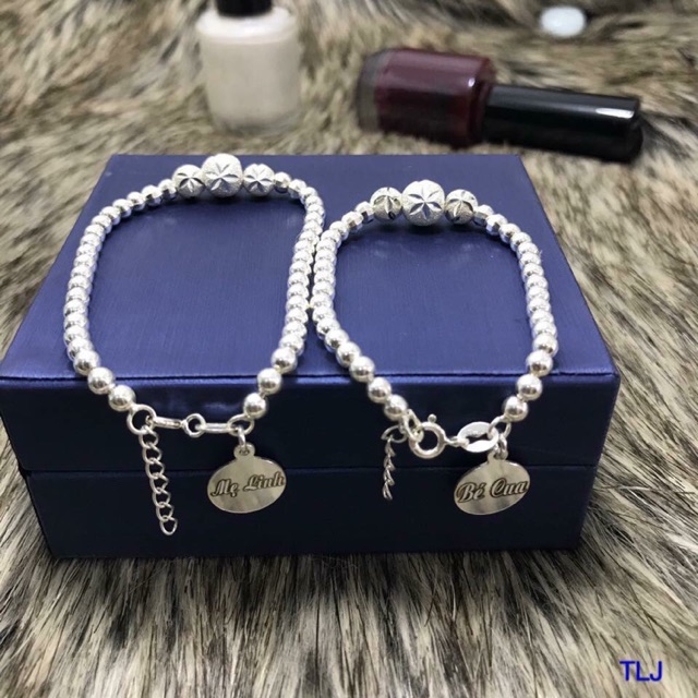Lắc bi bạc khắc tên Mẹ và bé 