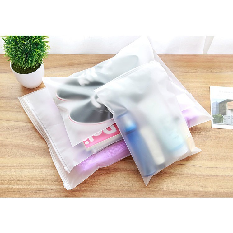 Túi đựng đồ lụa mờ khóa zip