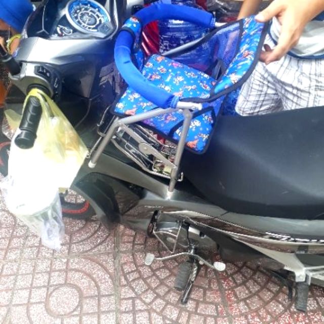 Ghế ngồi xe máy cho trẻ em