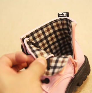boot da bóng ngắn cổ