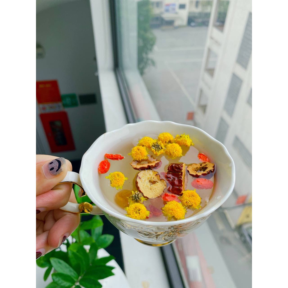 Trà hoa cúc vàng mix táo đỏ, kỷ tử, long nhãn - gói 10gr