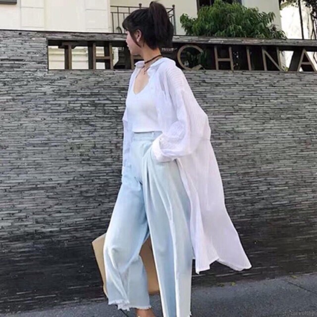 Áo sơ mi trắng dáng dài