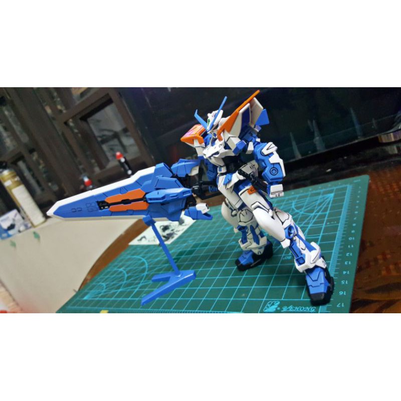 Mô Hình 2nd HG Gundam Astray Blue Frame Second L