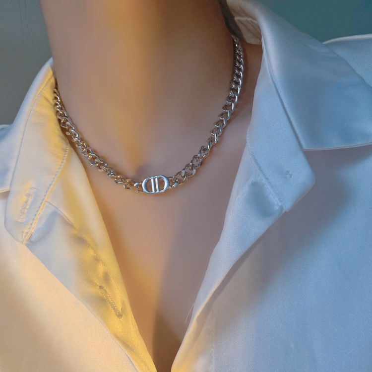 Dây chuyền nam nữ BROO chữ D màu bạc, vòng cổ unisex phong cách Hàn Quốc titan không gỉ
