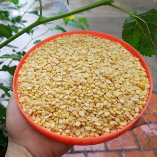500gr đậu xanh (đậu mộc) đã tách sẵn vỏ dùng thổi xôi hoặc làm bánh