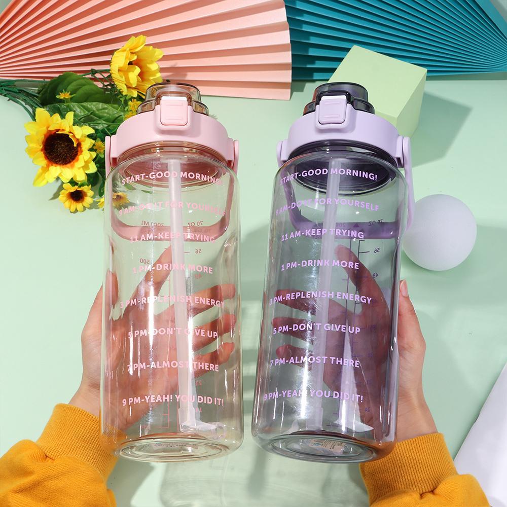 PISTA Bình Nước Thể Thao 2000ml Có Ống Hút Họa Tiết Hoạt Hình 3D