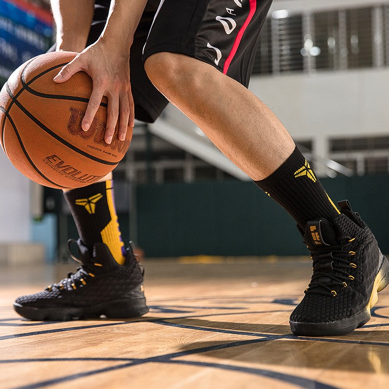 𝐓Ế𝐓🌺 NEW CH <Ready Stock> Giày bóng rổ chất lượng cao Size:36-45 NBA LeBron James Basketball shoes ˇ ⁵ ' ' P:{ " . .