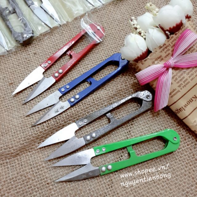Kéo cắt chỉ