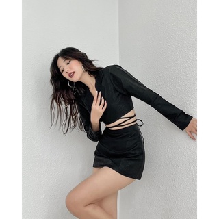 Set váy cami croptop tay dài - Đen