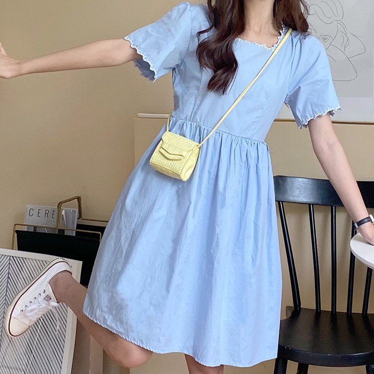 Đầm Chữ A Tay Ngắn Thêu Hoa Phong Cách Ulzzang Hàn Quốc 2 Màu Lựa Chọn | BigBuy360 - bigbuy360.vn