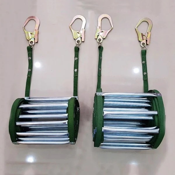 Thang dây thoát hiểm chung cư, nhà cao tầng hai móc lớn