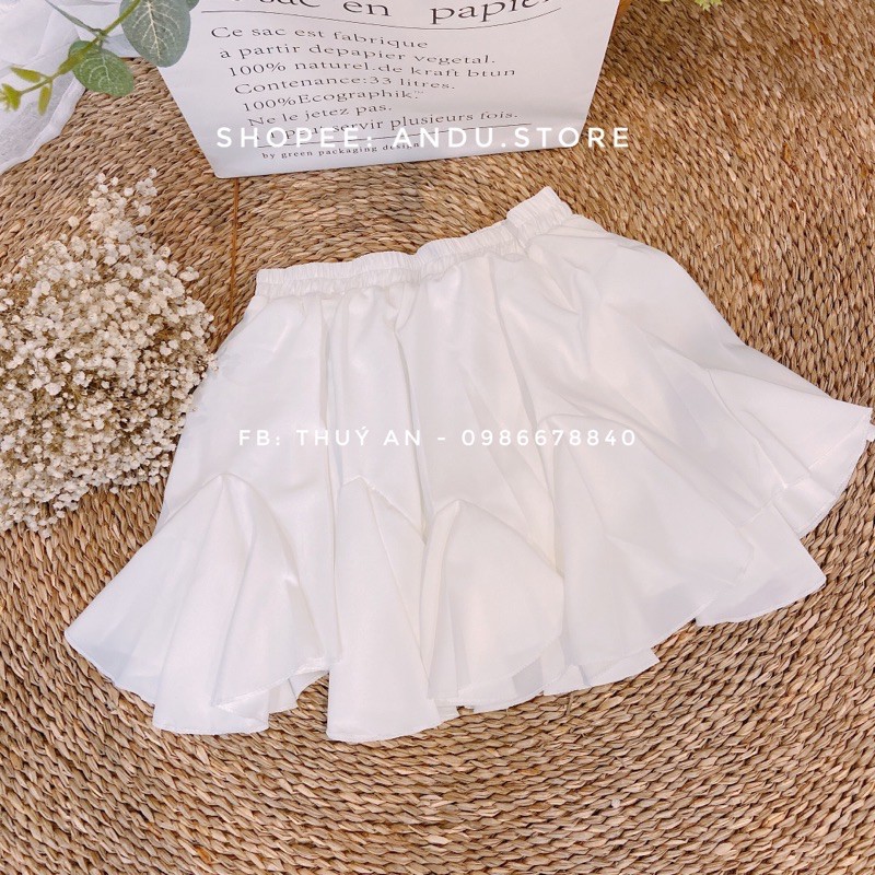 Chân váy đuôi cá xòe