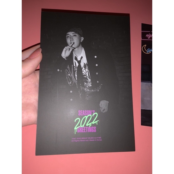 Share lẻ Seasons greetings BTS 2022