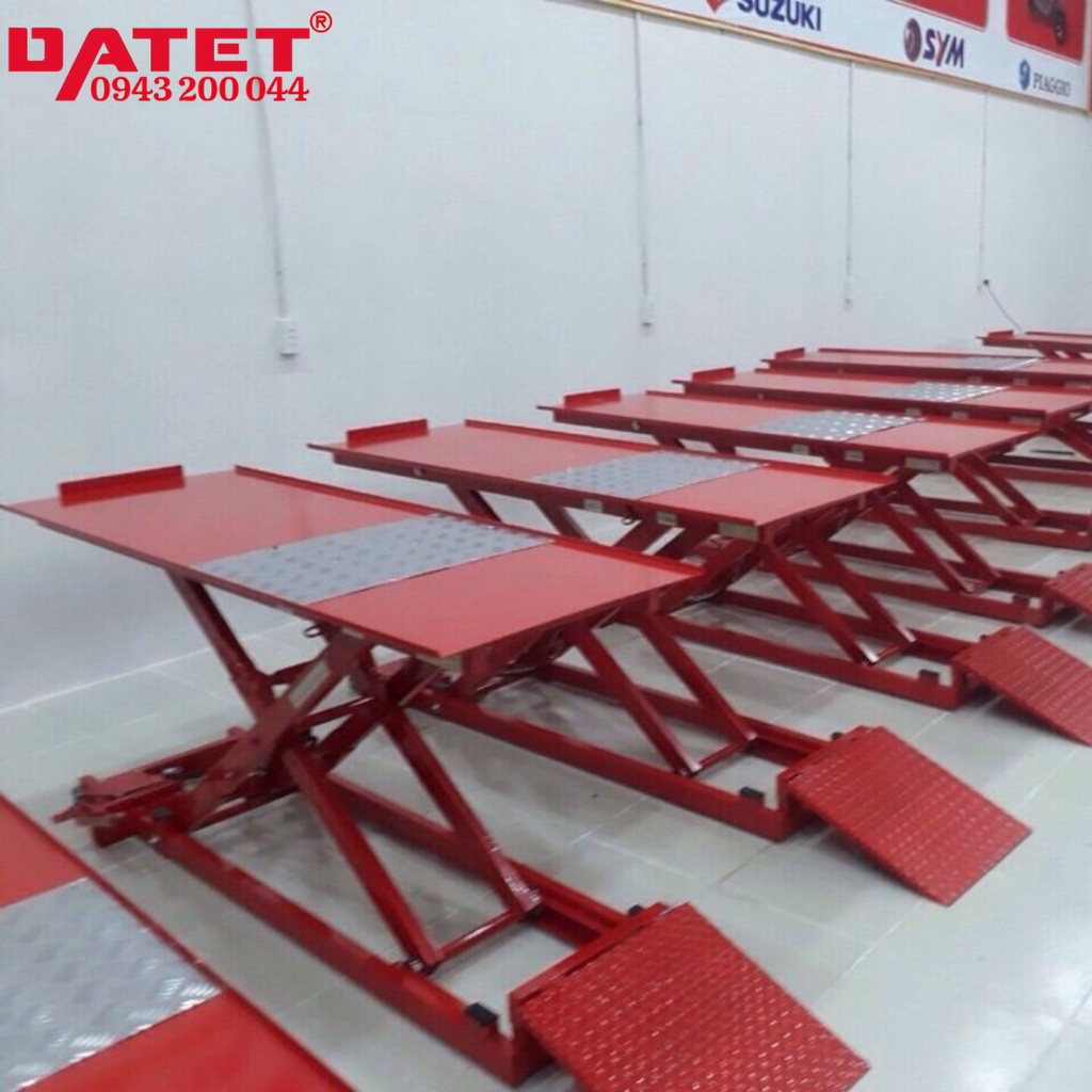 Bàn nâng xe máy . Bàn nâng xe máy 200kg, chính hãng. Bảo hành chính hãng lên đến 12 tháng.