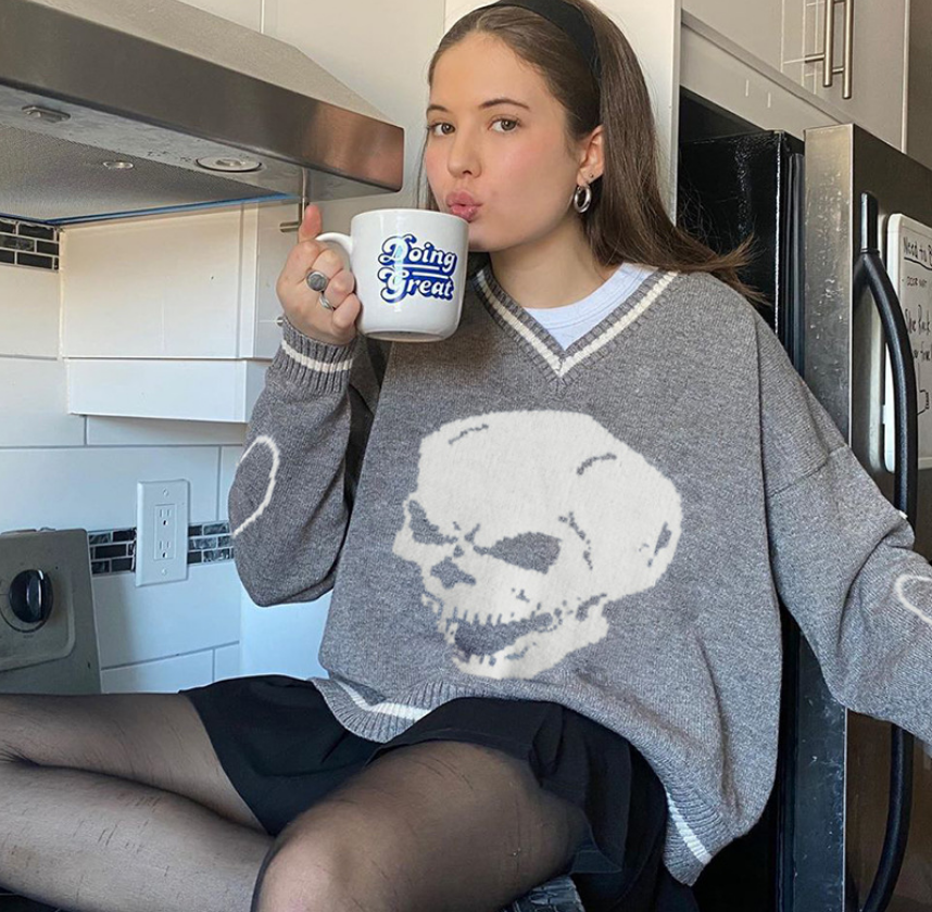 Áo Sweater Nữ Tay Dài Cổ Chữ V Thời Trang