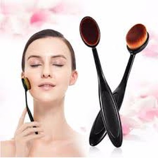 Chổi cọ tán phấn và kem nền cao cấp
