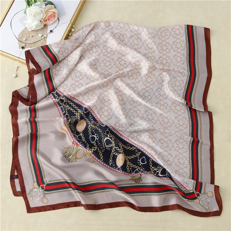 Khăn choàng cổ lụa cao cấp in hình dây xích size 90x180cm - Maben