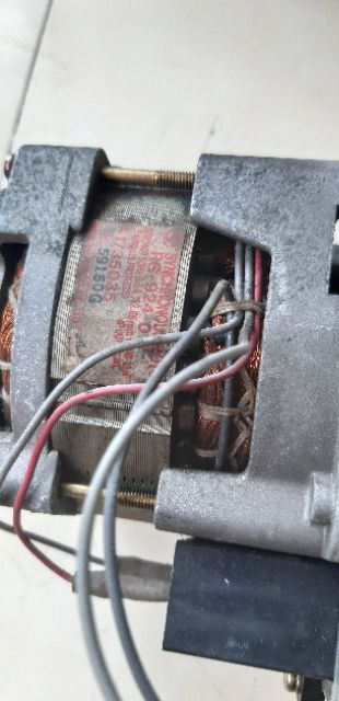 Motor giảm tốc AC 220v nhông sắt