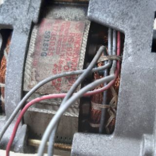 Motor giảm tốc AC 220v nhông sắt 200v/p (trục 8mm)