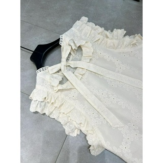 61671 Đầm Ngắn Thêu Hoa