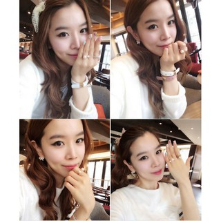 Nhẫn đính hạt