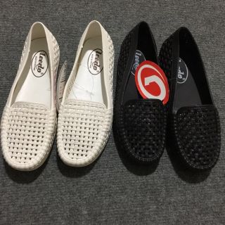 Giày búp bê nhựa đi mưa
