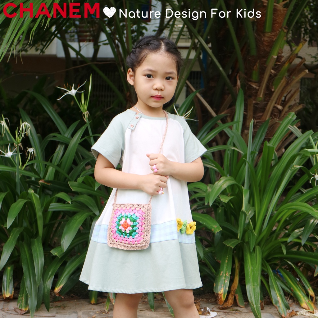 Váy bé gái SUNNY CHANEM ngắn tay phối gấu và hoa móc đáng yêu chất liệu cotton thoáng mát cho bé từ 1 - 10 tuổi