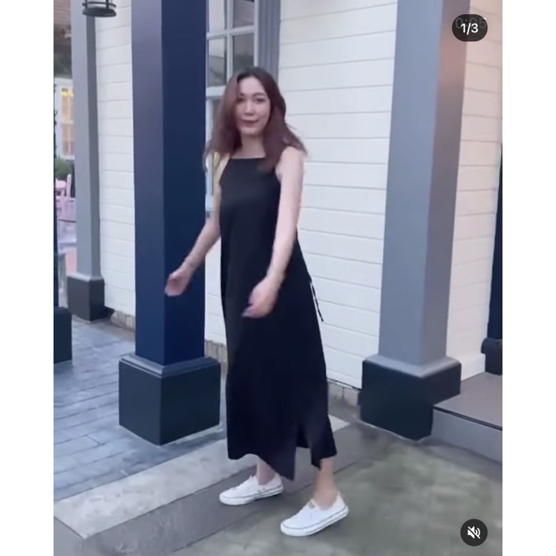ĐẦM MAXI ĐEN CỔ YẾM THẮT DÂY LƯNG