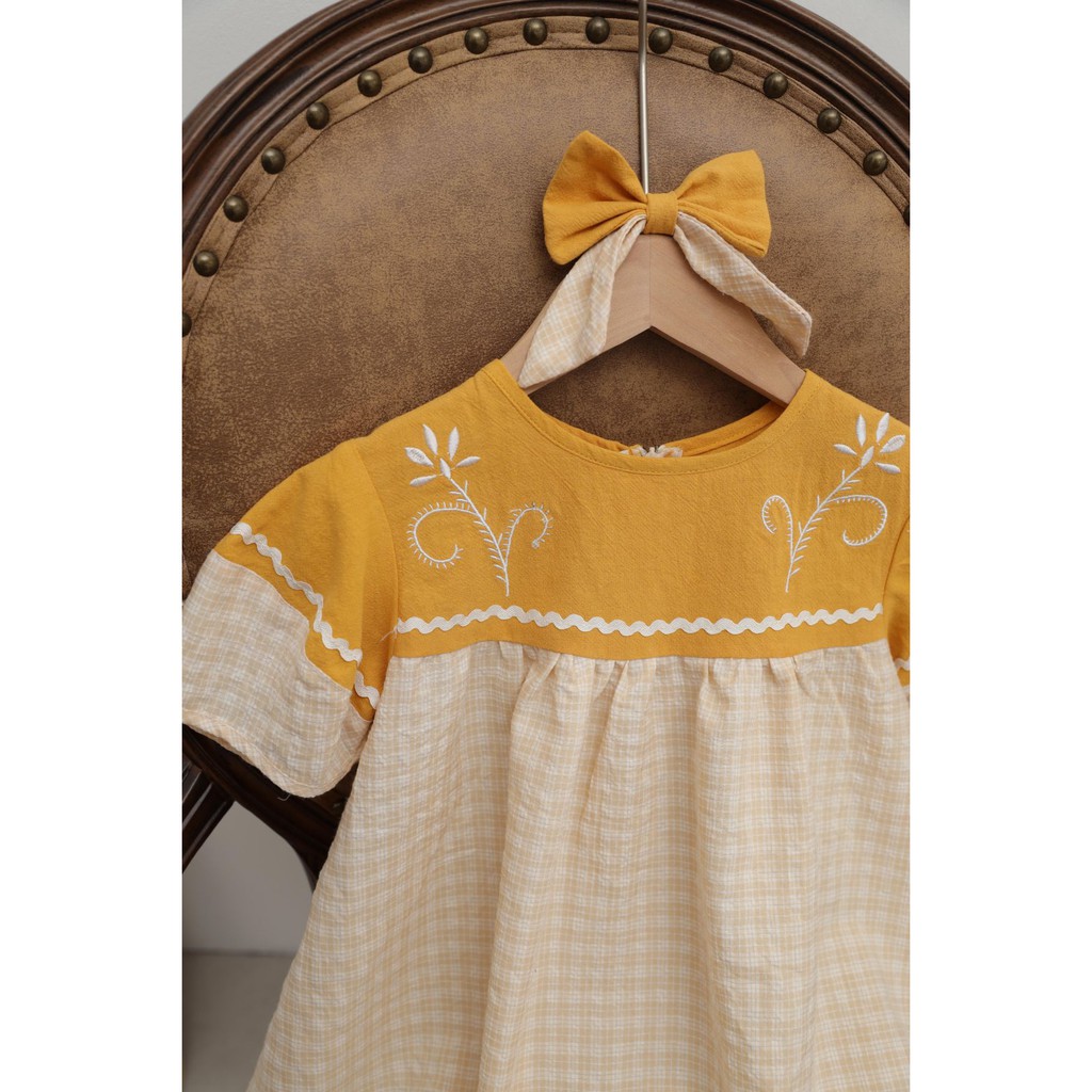 Nơ Váy Đầm Cho Bé Gái Thêu Họa Tiết 𝐐𝐮𝐞𝐞𝐧 𝐃𝐫𝐞𝐬𝐬 Cho Bé Từ 2-10T Alber Kids