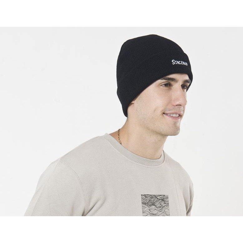 Mũ len phong cách Châu âu chữ thêu Hot 2019