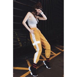Quần jogger phản quang màu vàng cực cá tính (kèm ảnh thật)