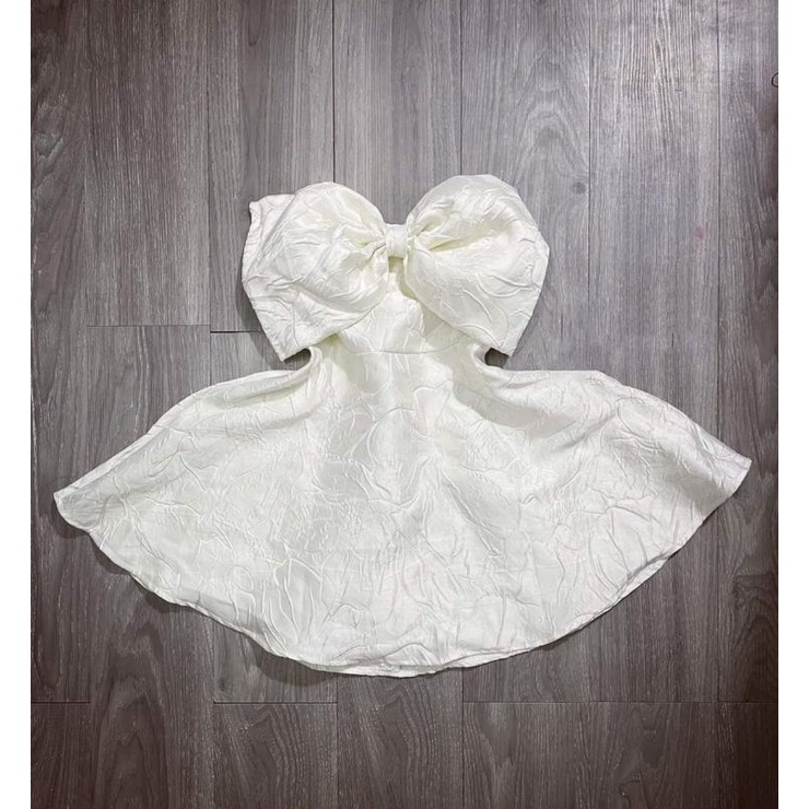Váy Gấm Mầu Kem Nơ Ngực Dáng Xoè/ Adeirlina Dress